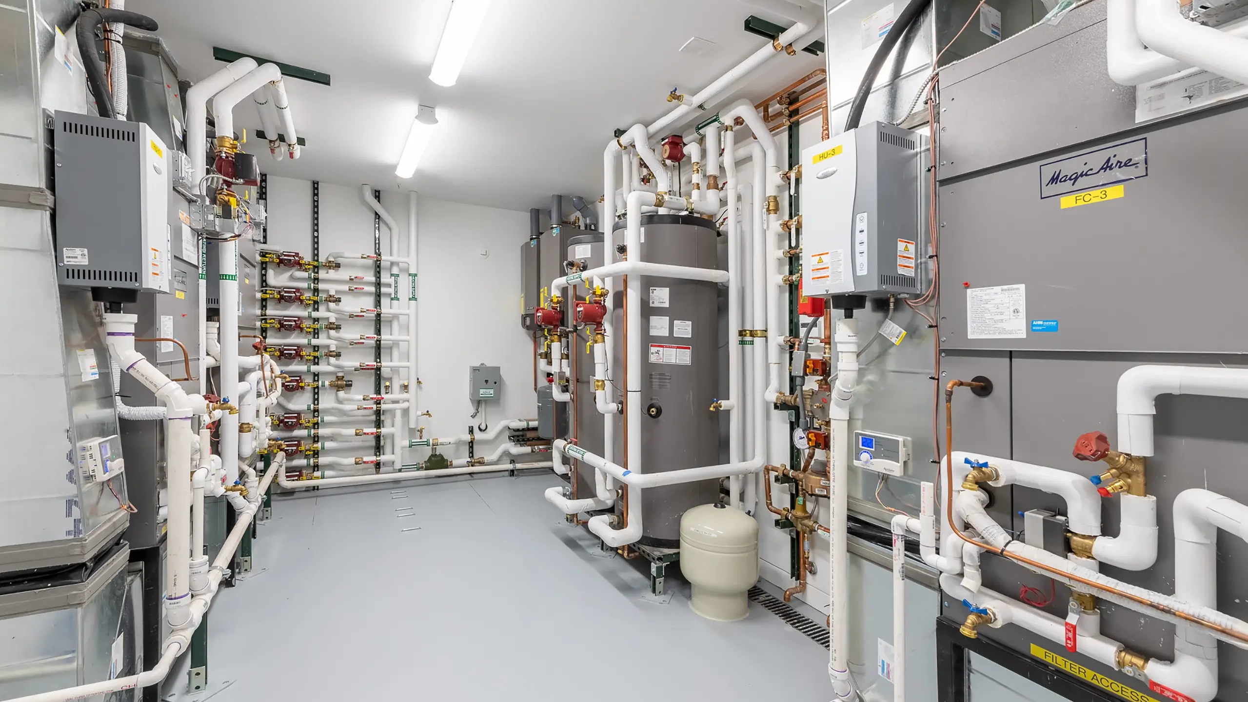 124_W_Hallam-912-HDR